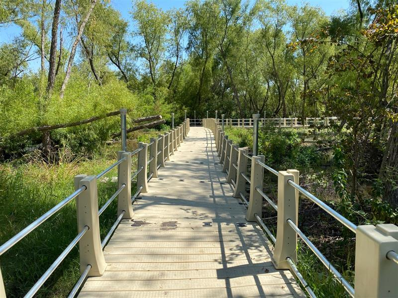  Walkway